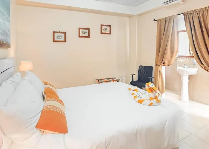 Apartment Family Getaway At Hummingbird Gold Standard Certified