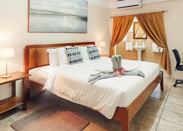 Family Getaway At Hummingbird Gold Standard Certified Apartment San Pedro (Ambergris Caye)
