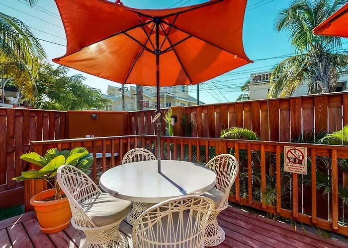 Family Getaway At Hummingbird Gold Standard Certified Apartment *